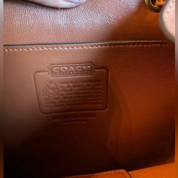 COACH Originals Turnlock Backpack Saddle - Picture 5 of 10